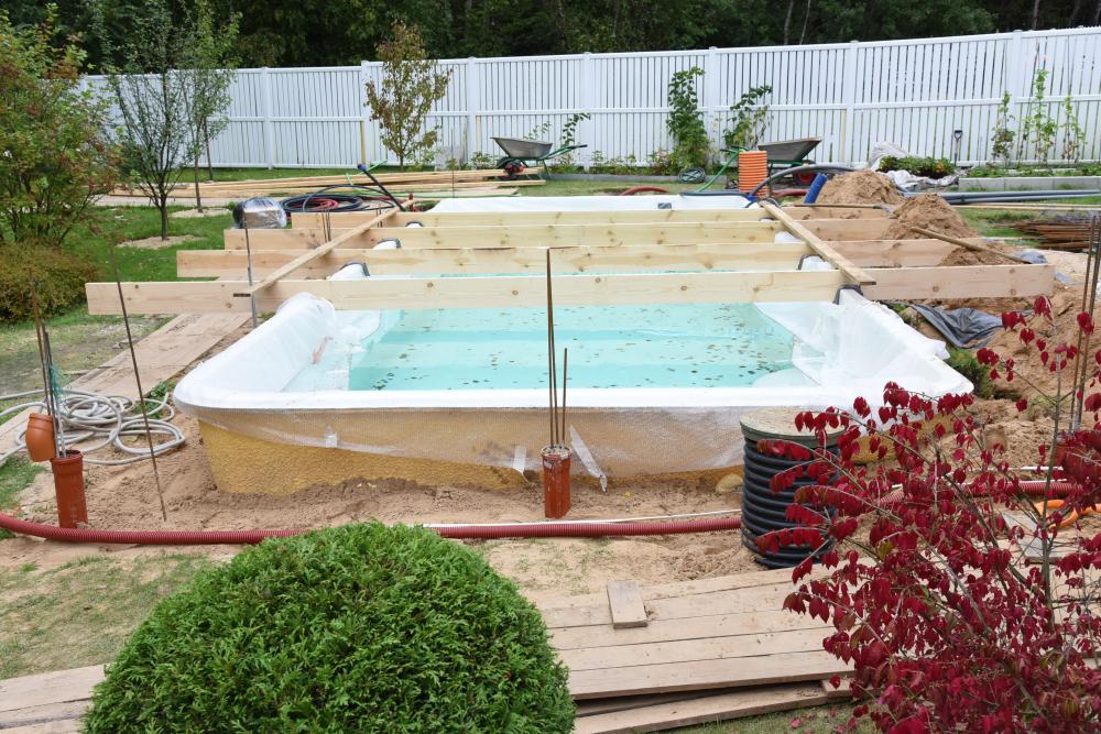 piscine à coque